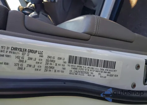 2013 Jeep Grand Cherokee Laredo Altitude z USA, uszkodzony, nr VIN 1C4RJFAT9DC576352